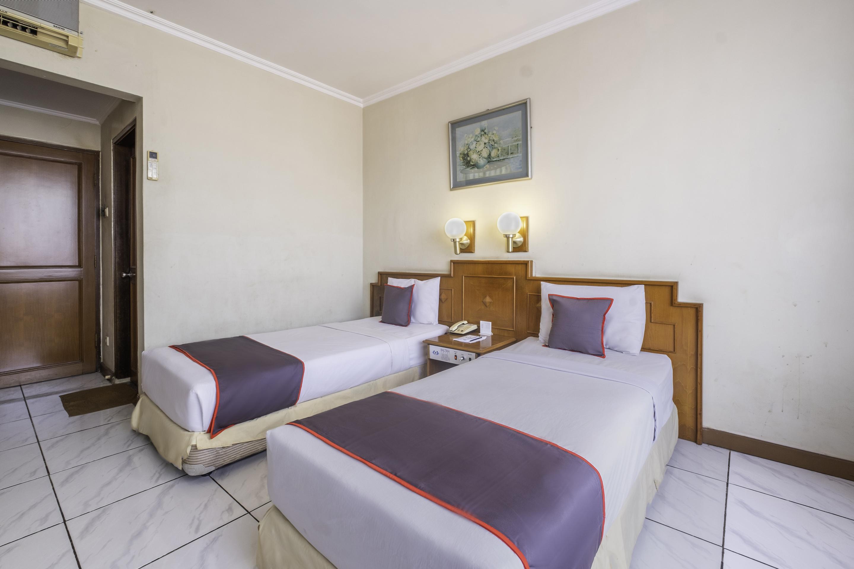 Collection O 25 Hotel Baltika Bandung Exterior photo